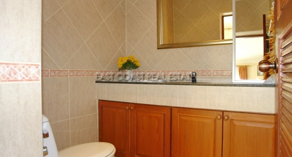 For rent 3 bedrooms house in East Pattaya, Pattaya