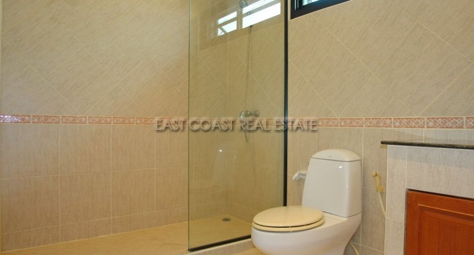 For rent 3 bedrooms house in East Pattaya, Pattaya