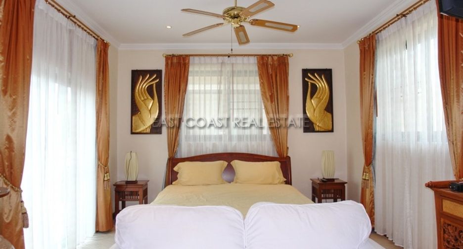 For rent 3 bedrooms house in East Pattaya, Pattaya