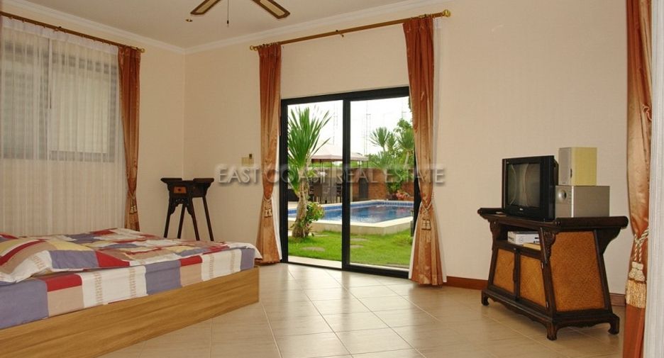 For rent 3 bedrooms house in East Pattaya, Pattaya
