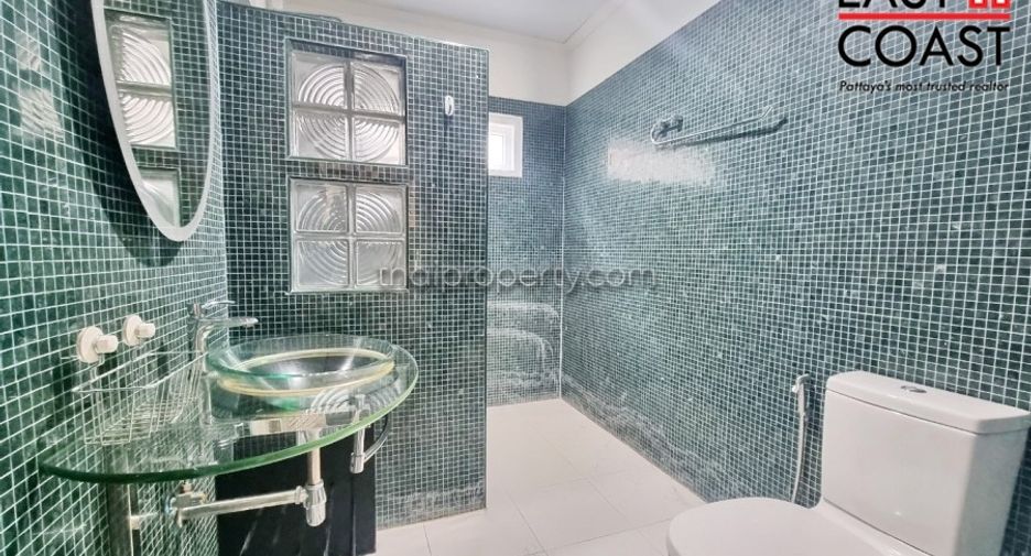 Casa en alquiler de 3 habitaciones en East Pattaya, Pattaya
