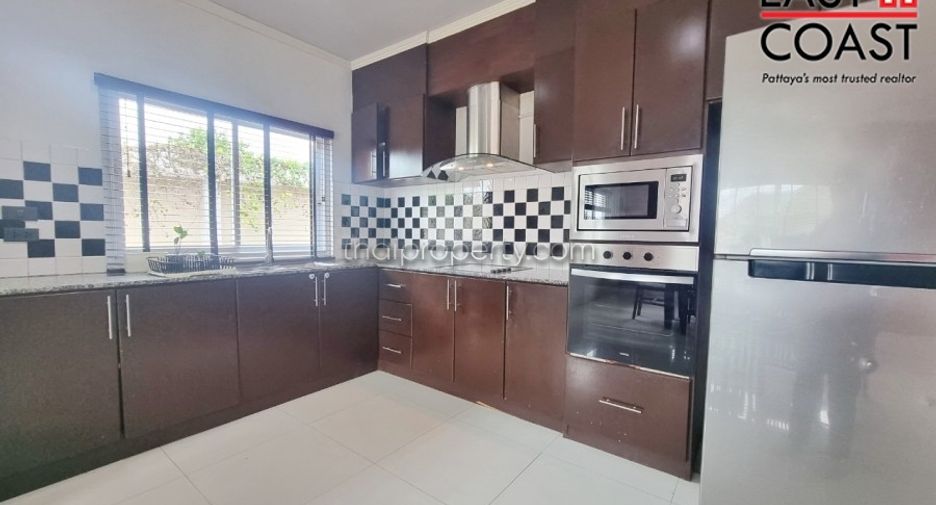 Casa en alquiler de 3 habitaciones en East Pattaya, Pattaya