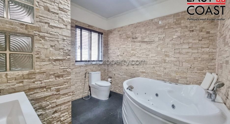 Casa en alquiler de 3 habitaciones en East Pattaya, Pattaya