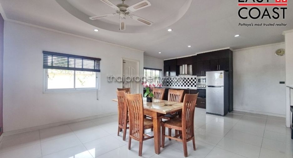 Casa en alquiler de 3 habitaciones en East Pattaya, Pattaya