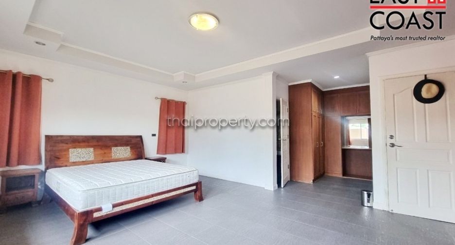 Casa en alquiler de 3 habitaciones en East Pattaya, Pattaya