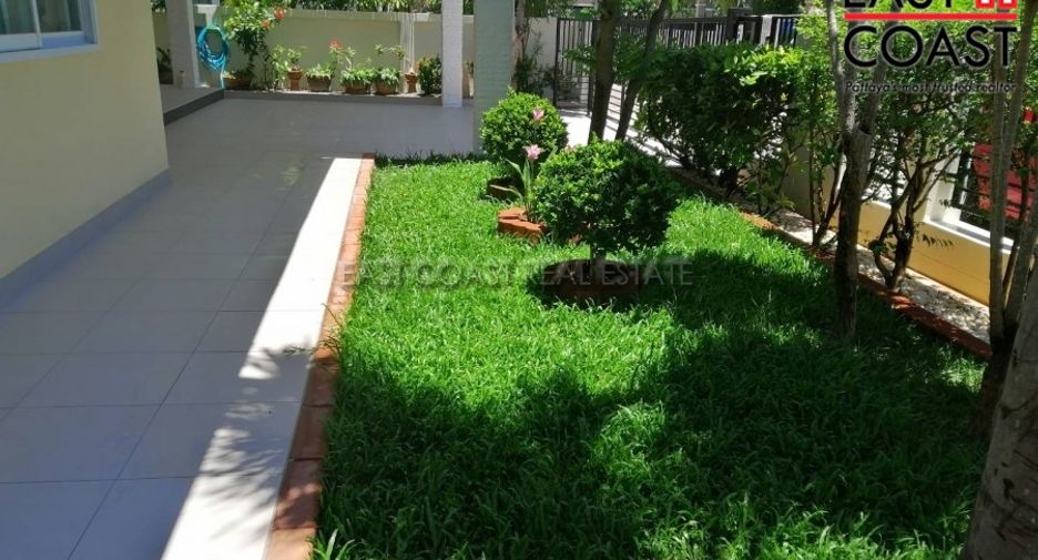 Haus zur Miete mit 3 Zimmer in Bang Lamung, Chonburi