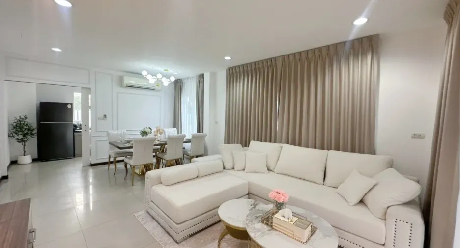 For sale and for rent 4 bedrooms house in Bang Bua Thong, Nonthaburi
