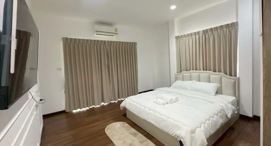 For sale and for rent 4 bedrooms house in Bang Bua Thong, Nonthaburi