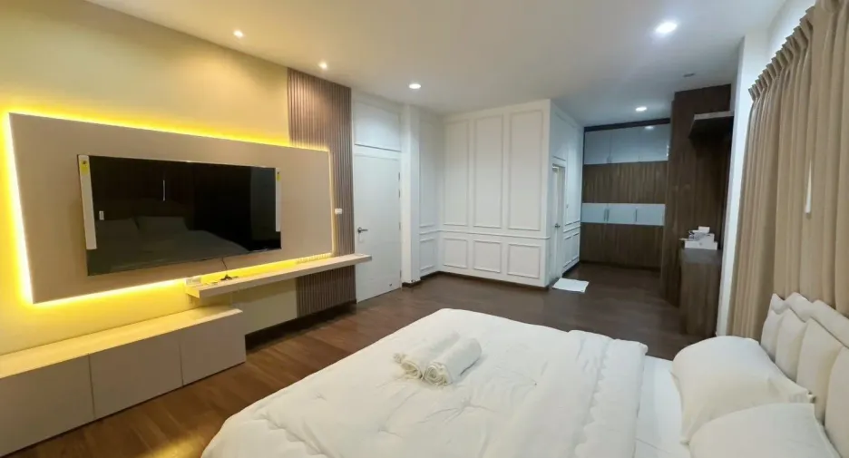 For sale and for rent 4 bedrooms house in Bang Bua Thong, Nonthaburi