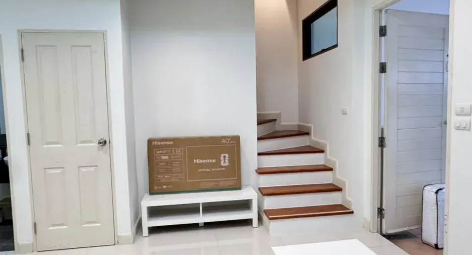 Reihenhaus zur Miete mit 3 Zimmer in Phra Khanong, Bangkok