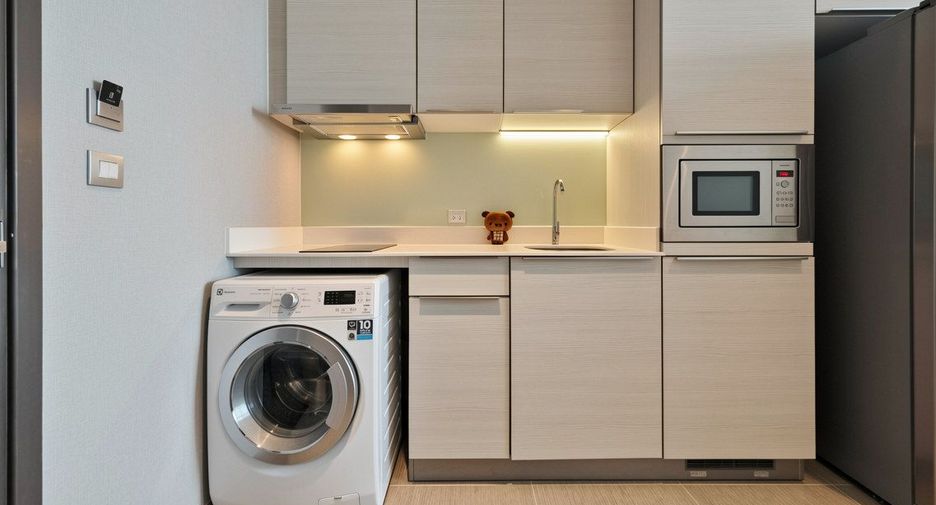 Condo en alquiler de 2 habitaciones en Watthana, Bangkok