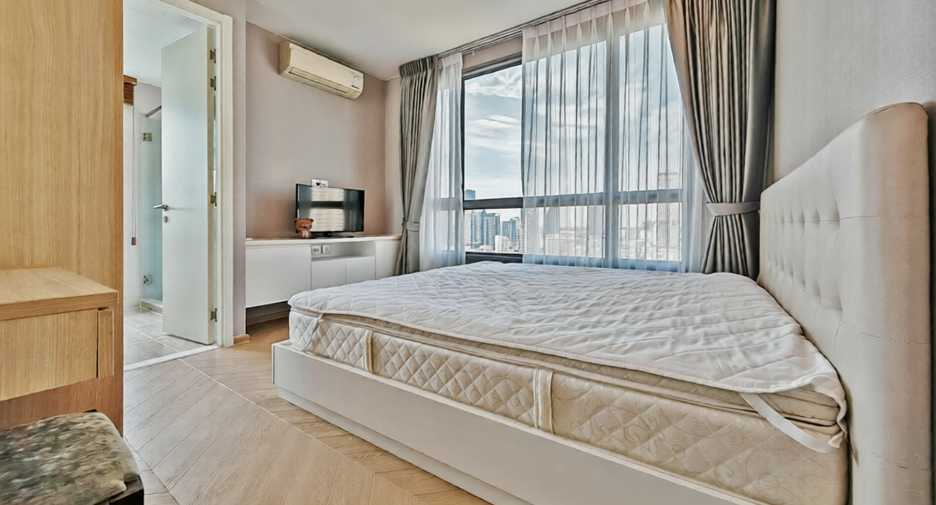 Condo en alquiler de 2 habitaciones en Watthana, Bangkok