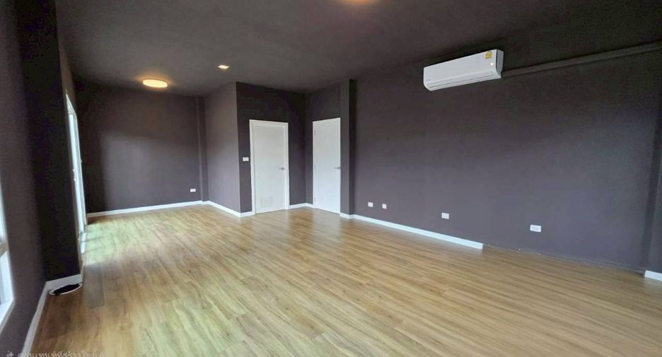 For sale 4 bedrooms villa in Kathu, Phuket