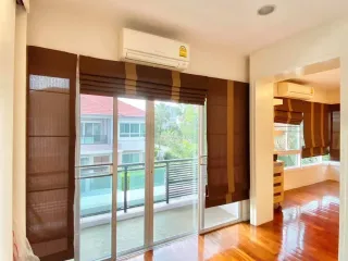 For sale 4 bedrooms house in Khan Na Yao, Bangkok