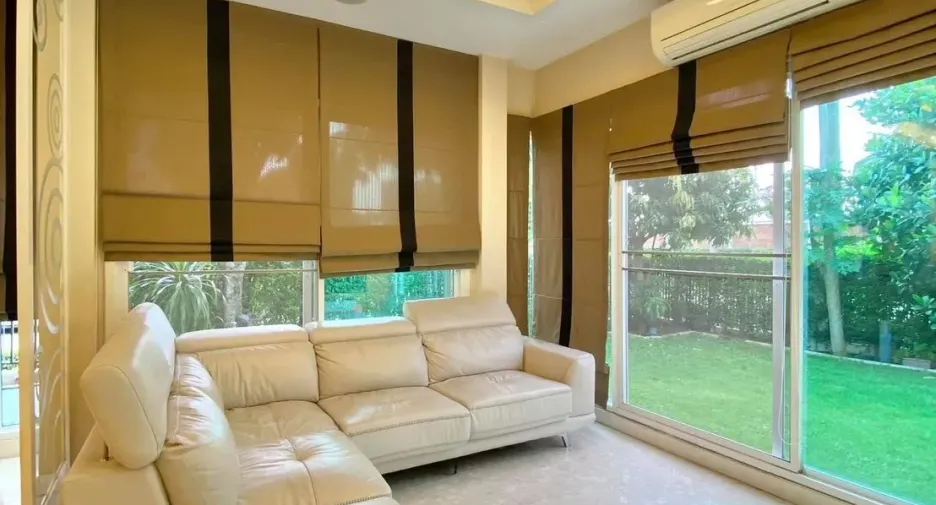 Casa en venta de 4 habitaciones en Khan Na Yao, Bangkok