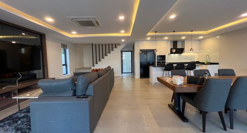 For sale 3 ベッドルーム villa in Jomtien, Pattaya