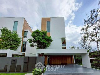 Haus zur Miete mit 4 Zimmer in Saphan Sung, Bangkok