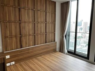 Condo en alquiler de 2 habitaciones en Pathum Wan, Bangkok