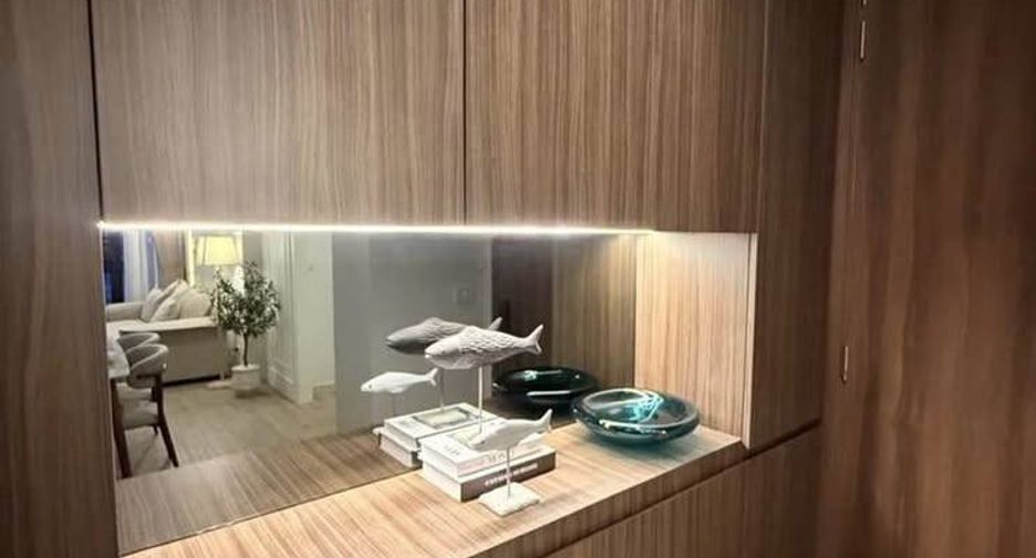 For rent 3 bedrooms condo in Watthana, Bangkok