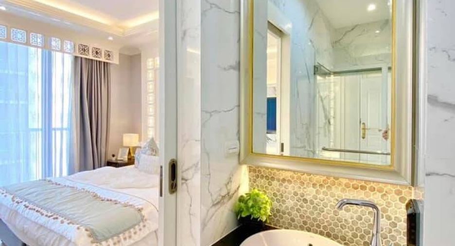 For rent 2 bedrooms condo in Khlong Toei, Bangkok