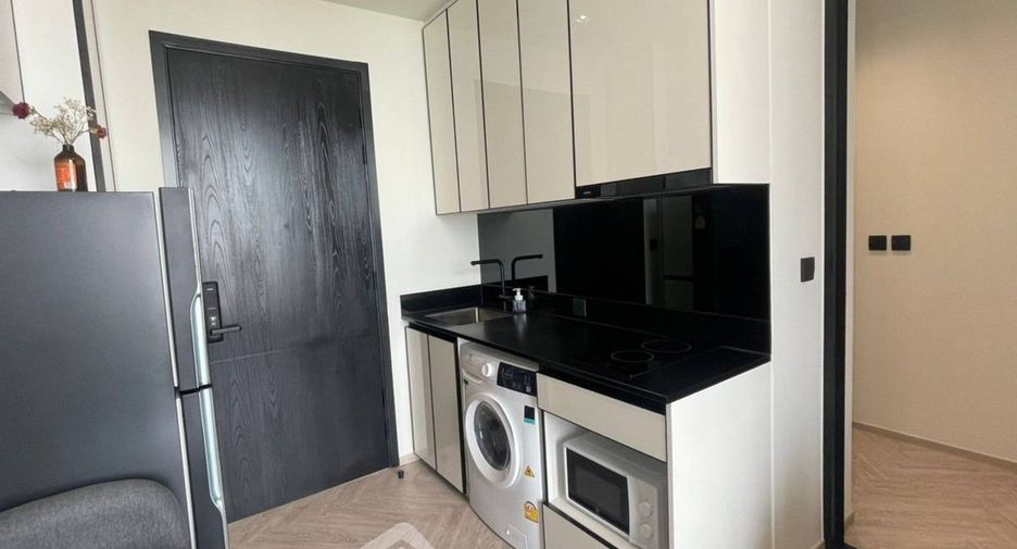 Wohnung zum Kauf mit 1 Zimmer in Khlong San, Bangkok
