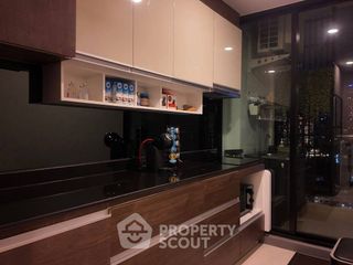 Продажа 2 спальни кондо в Кхлонг Сан, Бангкок