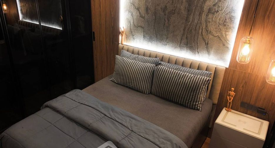 For sale 2 bedrooms condo in Khlong San, Bangkok