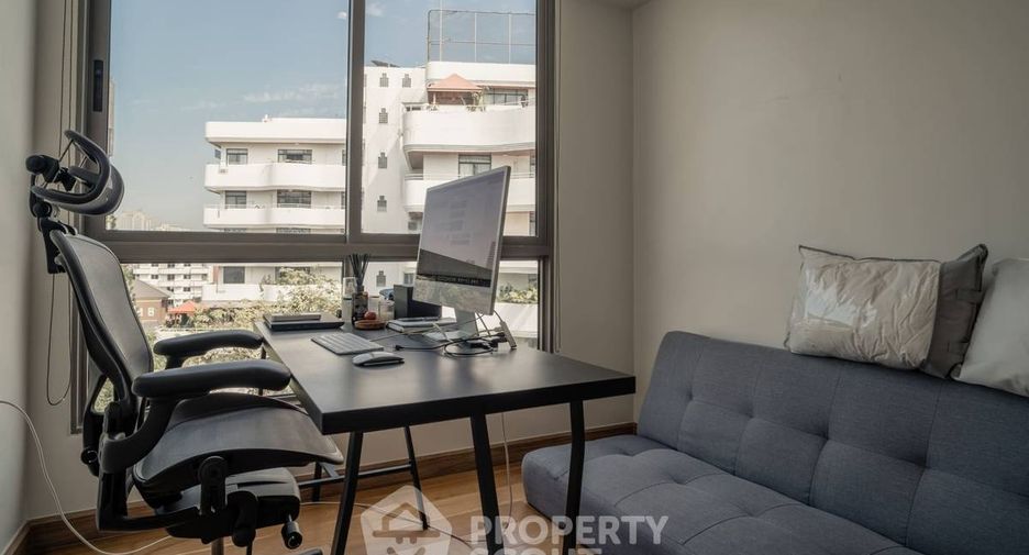 For sale 2 bedrooms condo in Watthana, Bangkok