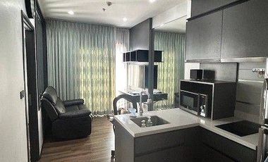 À vendre 1 chambre condo à Khlong Toei, Bangkok
