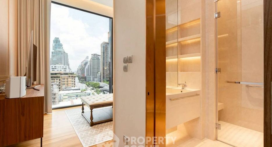 For sale 3 ベッドルーム condo in Pathum Wan, Bangkok