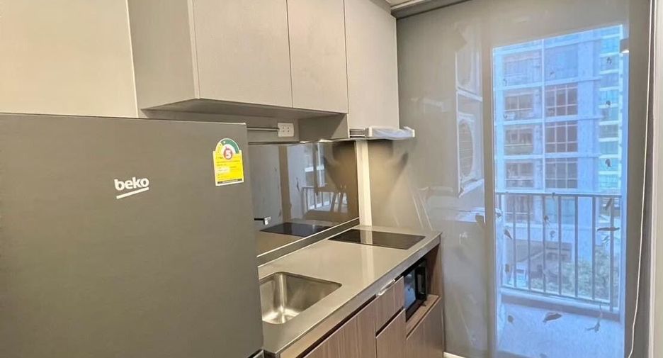 For sale 1 bed condo in Watthana, Bangkok