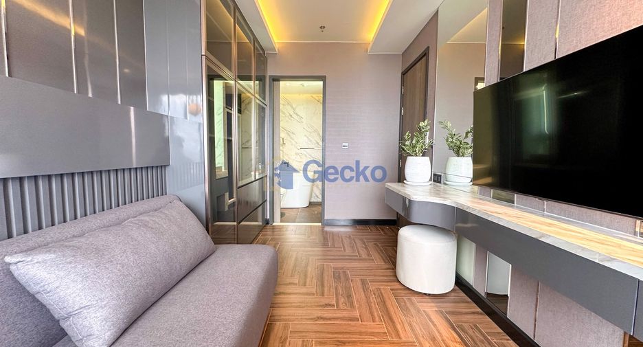 For rent 3 bedrooms condo in Central Pattaya, Pattaya