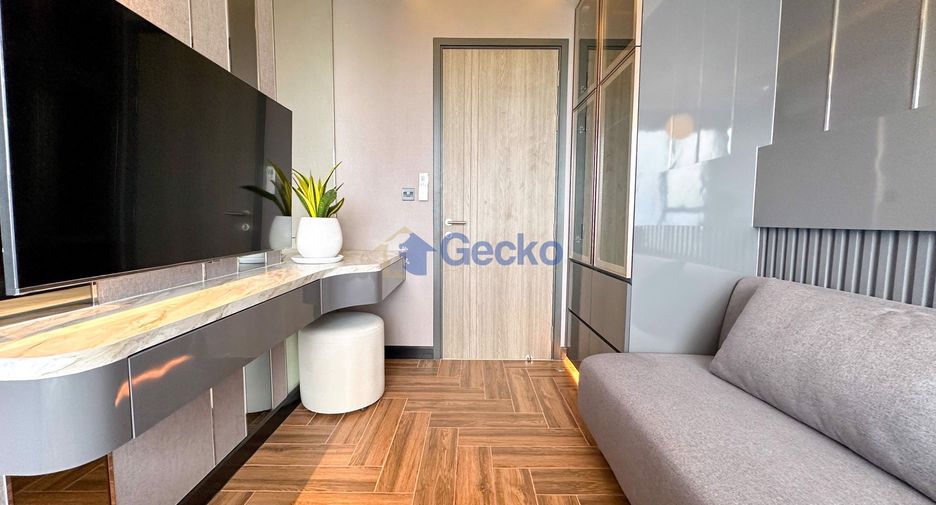 For rent 3 bedrooms condo in Central Pattaya, Pattaya