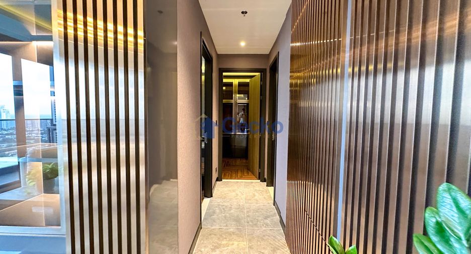 For rent 3 bedrooms condo in Central Pattaya, Pattaya