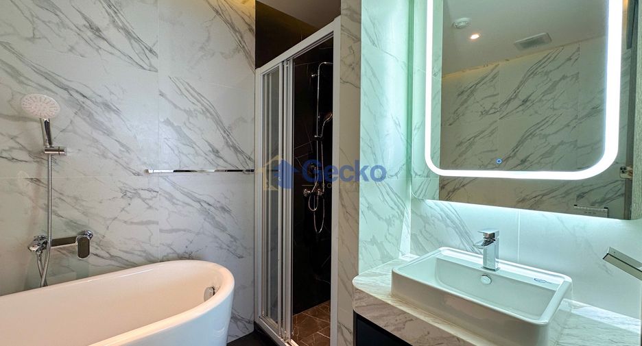 For rent 3 bedrooms condo in Central Pattaya, Pattaya