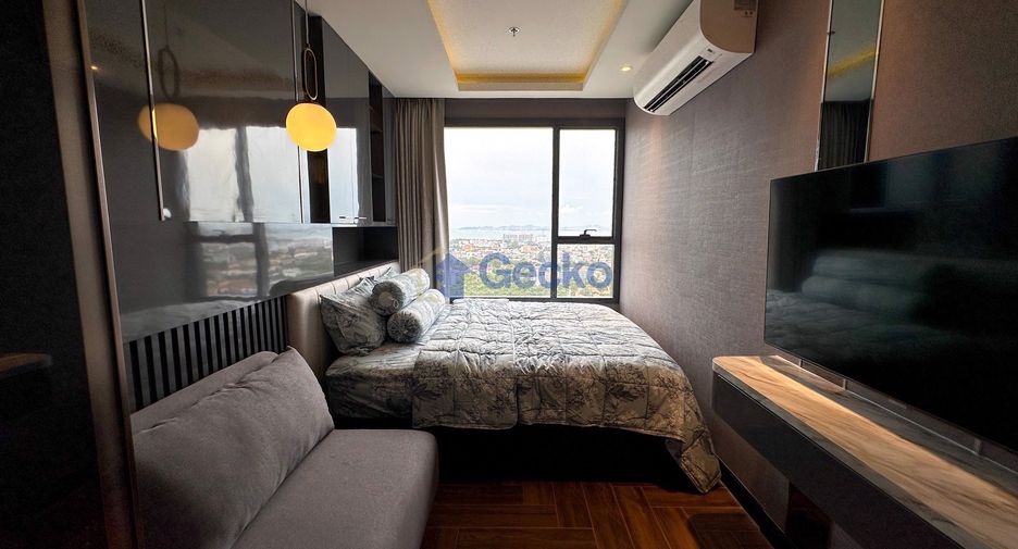 For rent 3 bedrooms condo in Central Pattaya, Pattaya