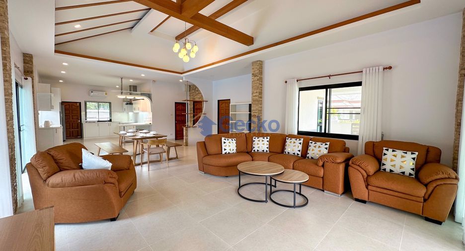 For rent 3 ベッドルーム house in Huay Yai, Pattaya