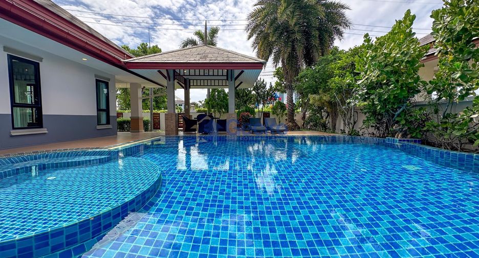 For rent 3 ベッドルーム house in Huay Yai, Pattaya