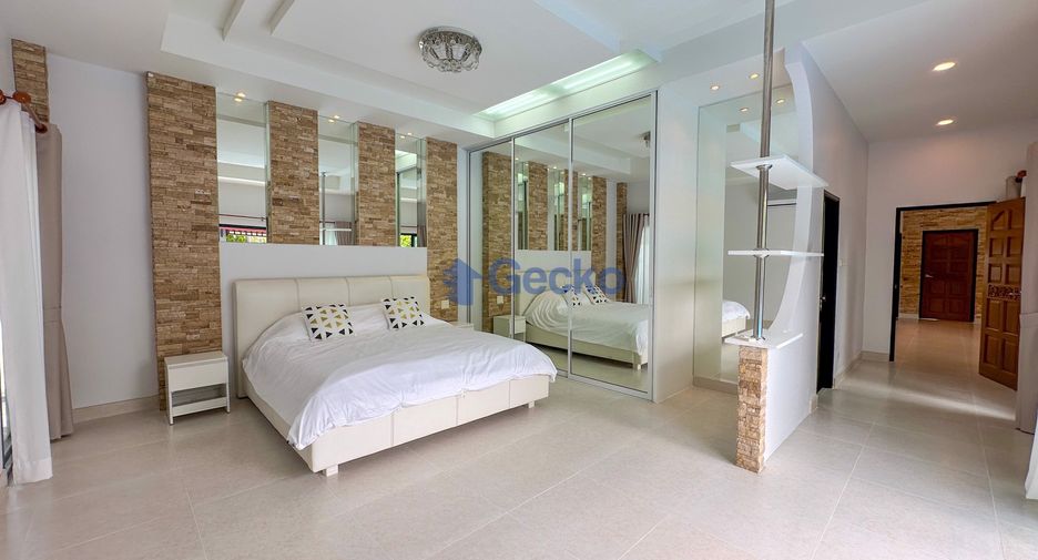For rent 3 ベッドルーム house in Huay Yai, Pattaya