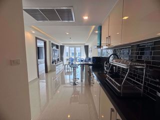 For rent 2 bedrooms condo in Bang Lamung, Chonburi