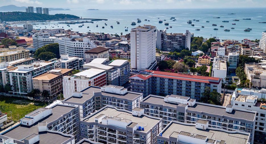 For rent 2 bedrooms condo in South Pattaya, Pattaya