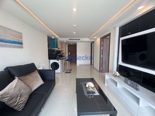 For rent 2 bedrooms condo in Bang Lamung, Chonburi