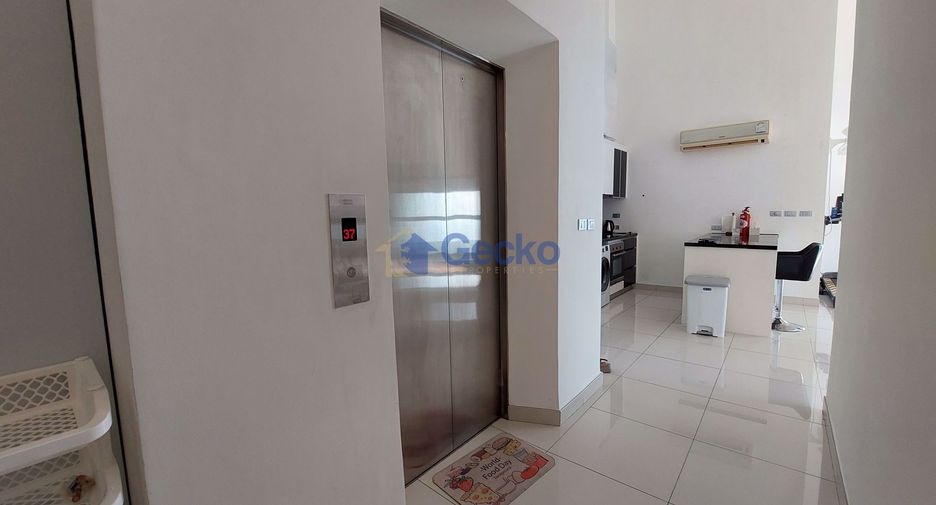 For rent 2 bedrooms condo in North Pattaya, Pattaya