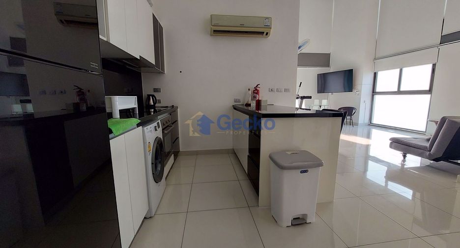 For rent 2 bedrooms condo in North Pattaya, Pattaya