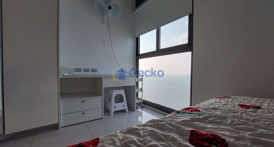 For rent 2 bedrooms condo in North Pattaya, Pattaya