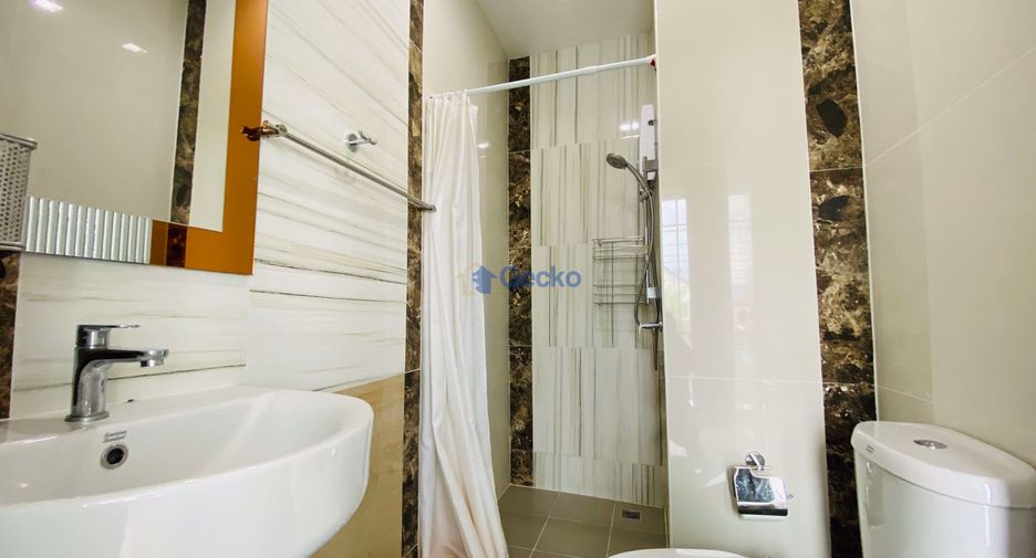 For rent 4 bedrooms house in East Pattaya, Pattaya