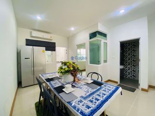 À louer 4 chambres maison à Bang Lamung, Chonburi