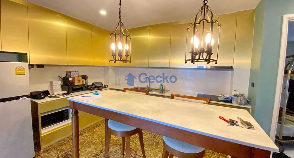 For rent 2 bedrooms condo in Jomtien, Pattaya