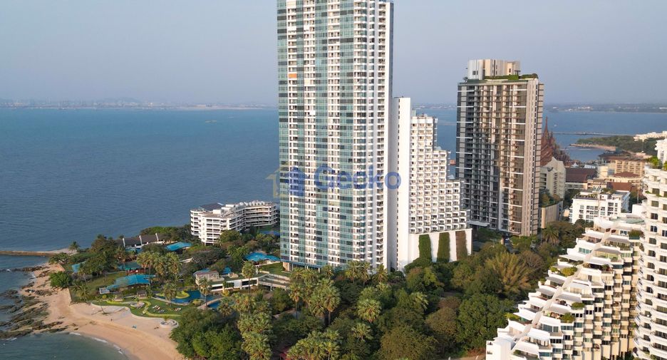 For rent 2 bedrooms condo in North Pattaya, Pattaya