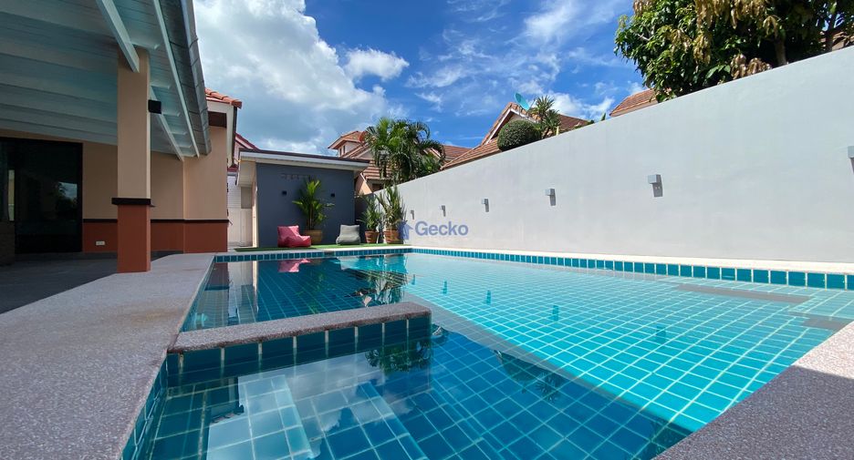 À louer 3 chambres maison à Sattahip, Chonburi